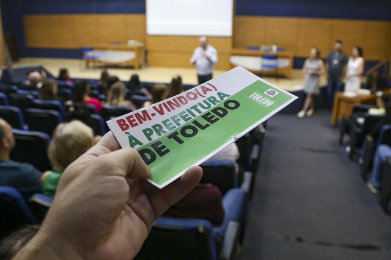 Prefeitura de Toledo dá posse a 56 novos servidores