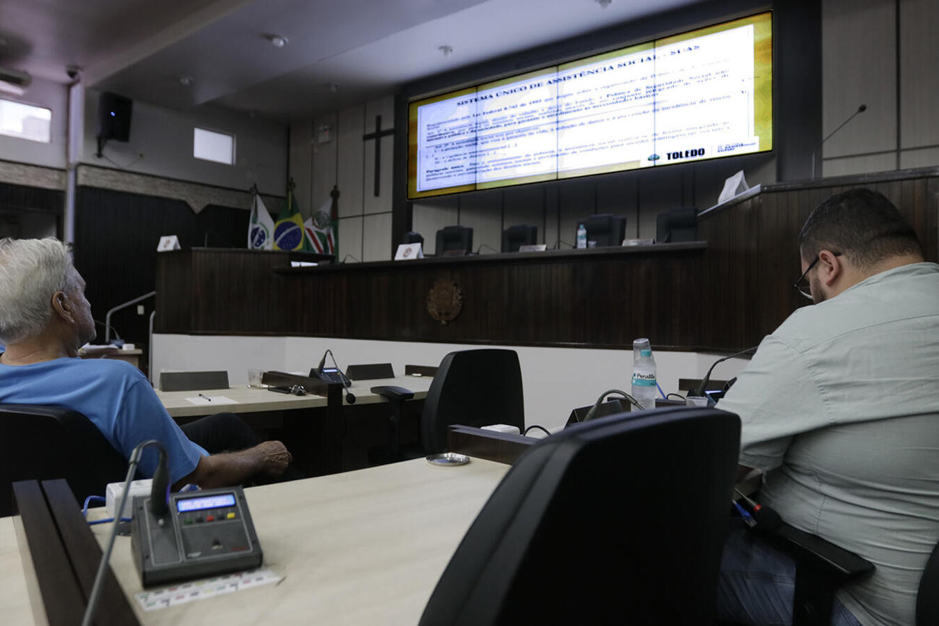 Equipe da Secretaria apresentou, na tarde desta quinta-feira (7), no Plenário da Casa de Leis, relatórios relacionados à execução orçamentária no terceiro quadrimestre de 2023