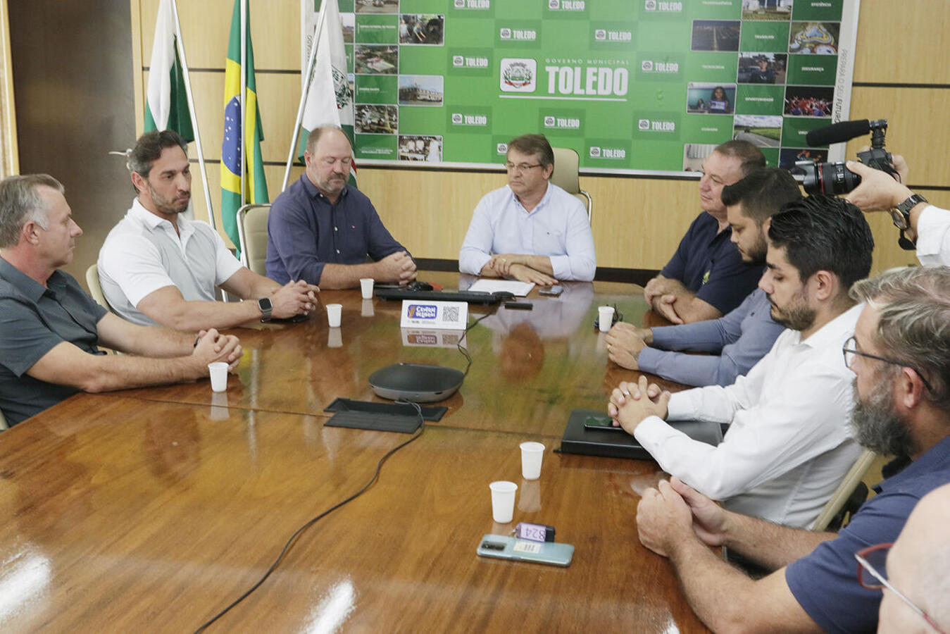 Ônibus novos com ar-condicionado, wi-fi, monitoramento de segurança e tecnologia de rastreamento de rotas, estão entre as melhorias no sistema, que tem a menor tarifa do PR