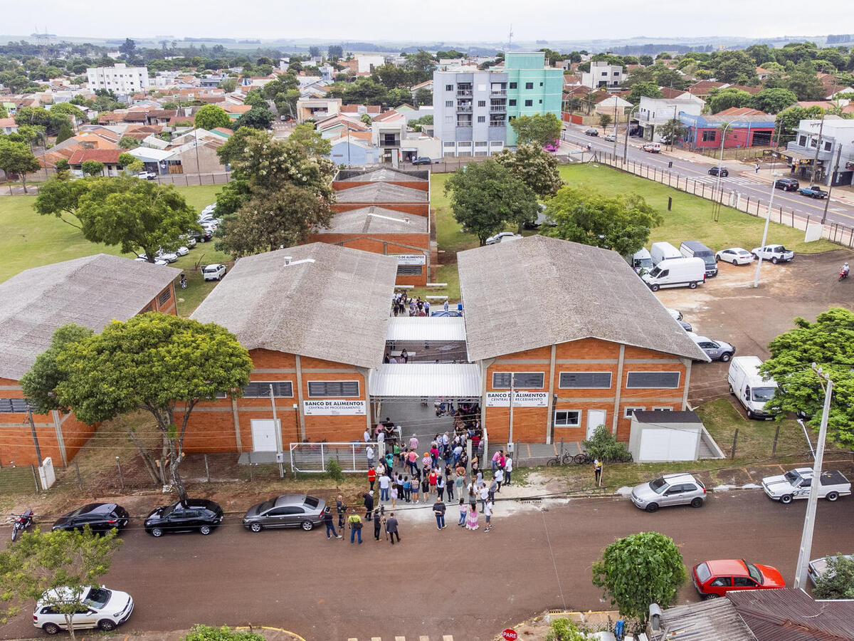 Município completa um tripé na segurança alimentar, além da Cozinha Social e dos restaurantes populares, agora conta com um Banco de Alimentos