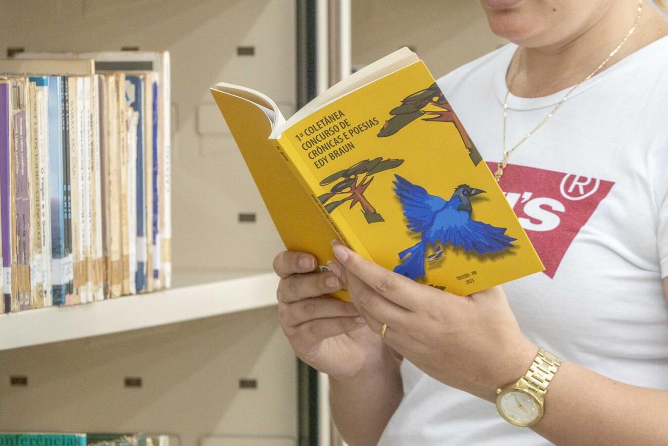 Até 31/5, escritores podem enviar trabalhos para 33º Concurso de Contos Paulo Leminski e 10º Concurso de Crônicas e Poesias Edy Braun; premiação será na 3ª Flit