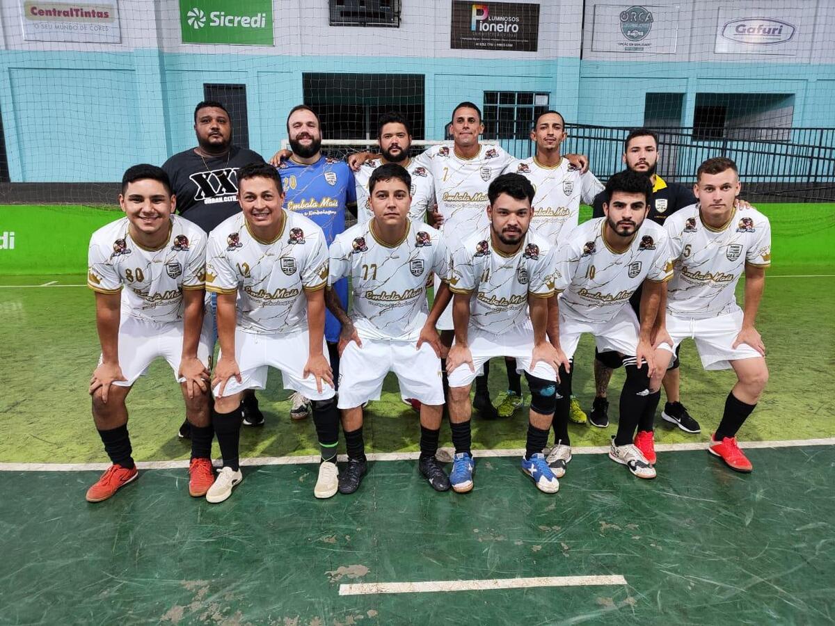A competição atraiu 36 equipes masculinas e seis femininas
