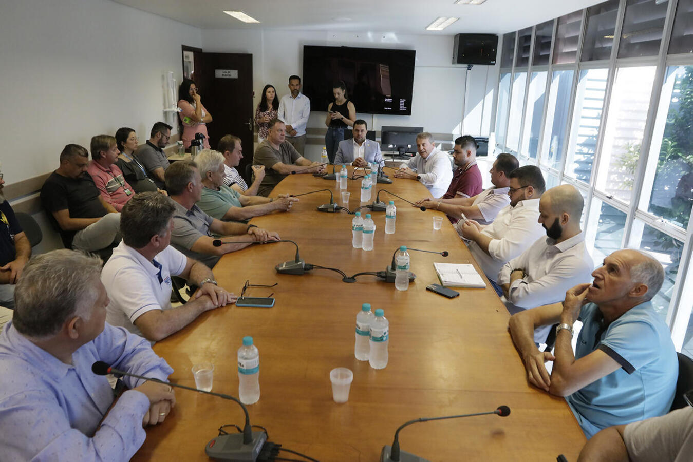Prefeitura detalha projeto de lei sobre subsídios para o transporte coletivo a vereadores