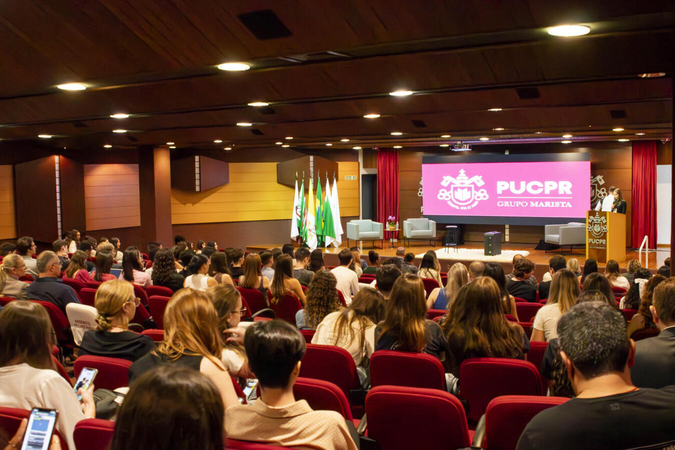 Com tema “Direito Sem Fronteiras”, Seminário Internacional Latino-Americano teve início na manhã desta segunda (22); formação da SMDH está na programação