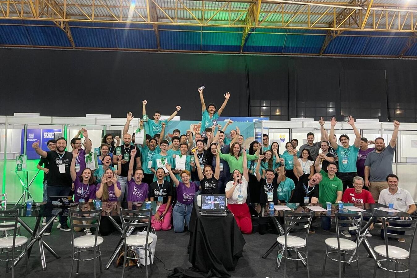 ​Startup Weekend premia três equipes durante o INOVAMEAT Toledo