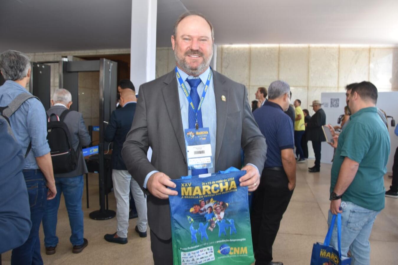 Com o tema Pacto Federativo: um olhar para a população desprotegida, a 25ª Marcha dos Prefeitos aconteceu entre 20 e 23 maio
