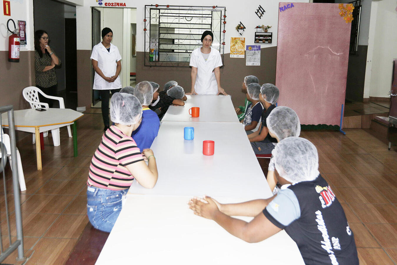 As oficinas de Educação Alimentar e Nutricional são desenvolvidas pelas nutricionistas da Cozinha Social de Toledo para vários públicos 