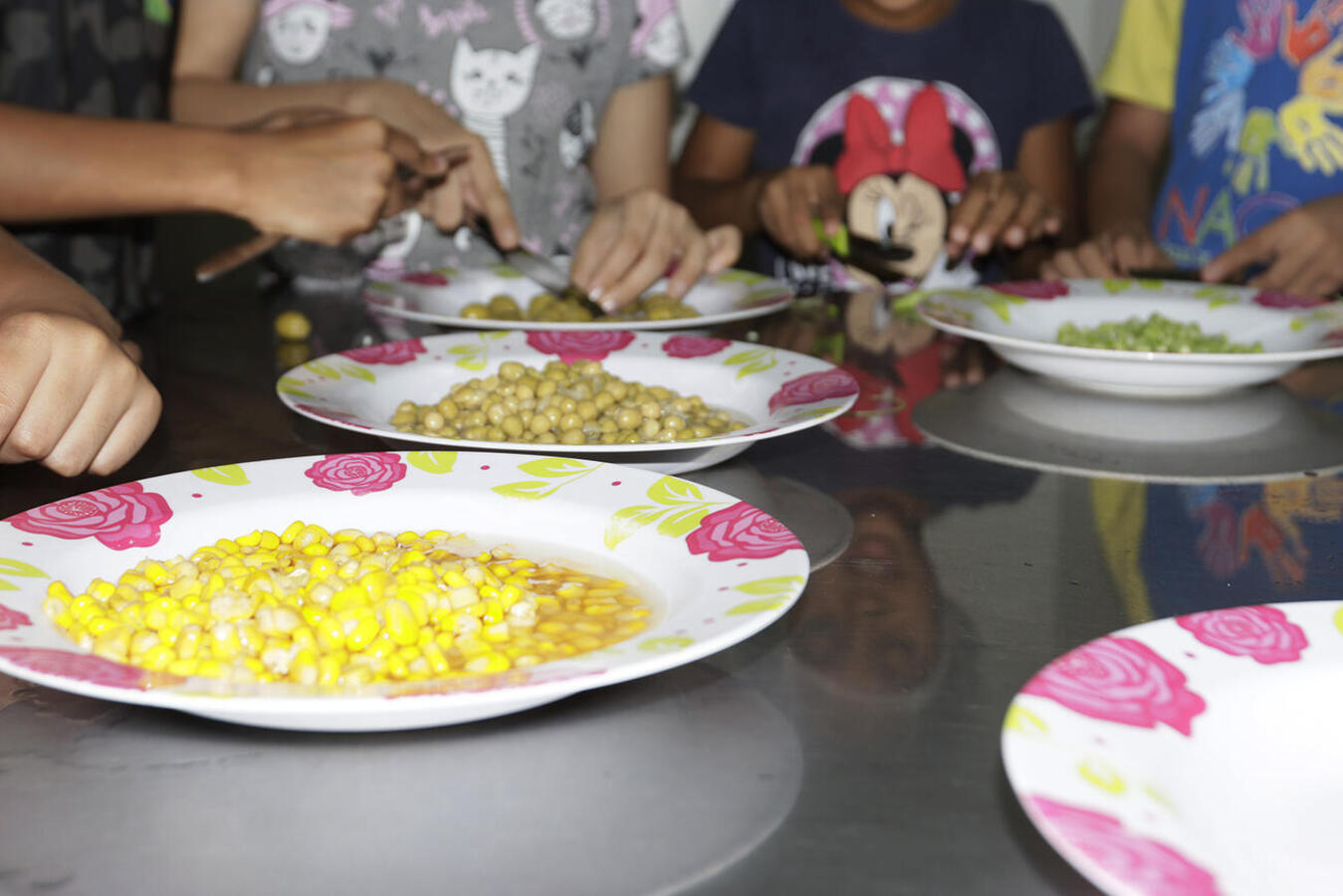 As oficinas de Educação Alimentar e Nutricional são desenvolvidas pelas nutricionistas da Cozinha Social de Toledo para vários públicos 