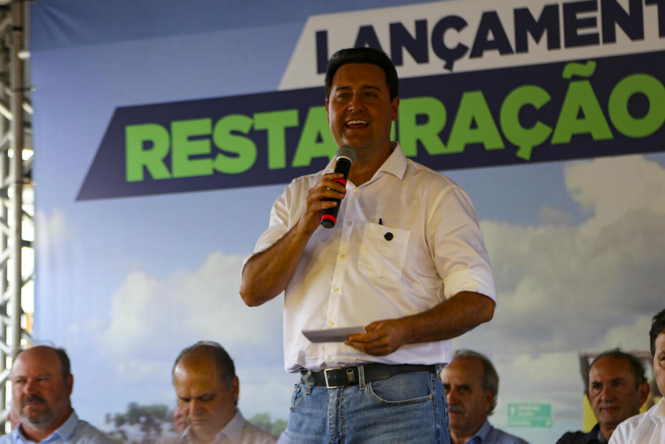 Governador lança pedra fundamental da duplicação da PR-317 e entrega rodovia PR-239