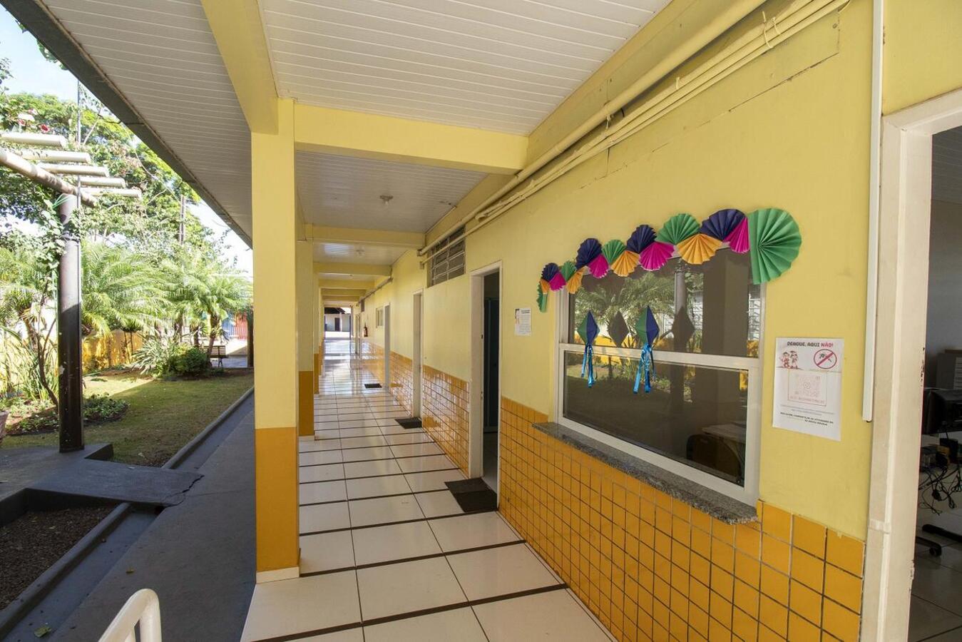 A inauguração da reforma e ampliação em instituição de ensino no distrito de Novo Sobradinho aconteceu na manhã desta quarta-feira (12)