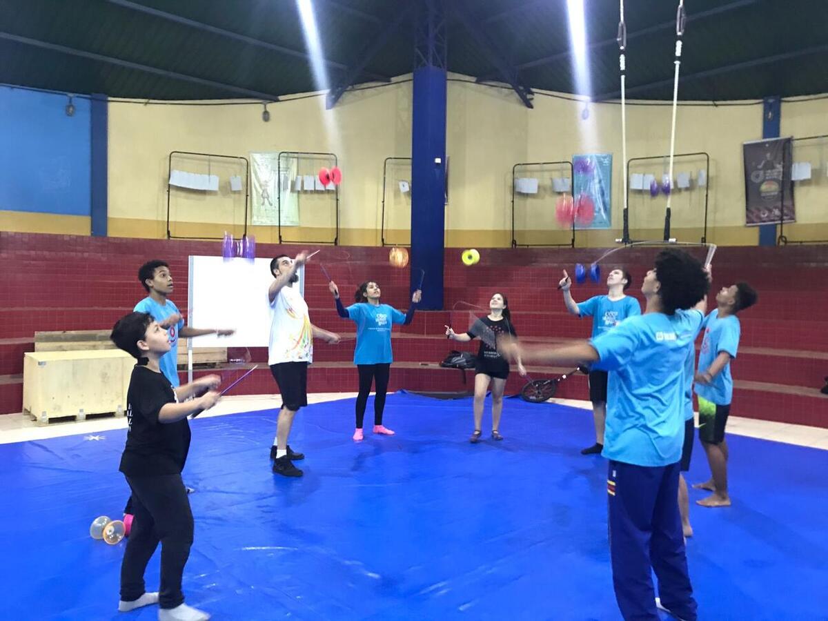 Os treinos com o artista Aires Coutinho seguem até esta sexta-feira (21) a partir das 13h15 no picadeiro do projeto