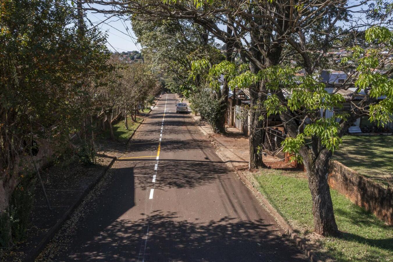 Sinalização nas ruas Olívia Leonardi e Armando Arrosi está passando por mudanças gradativas; alterações passam a valer a partir de segunda-feira (10)