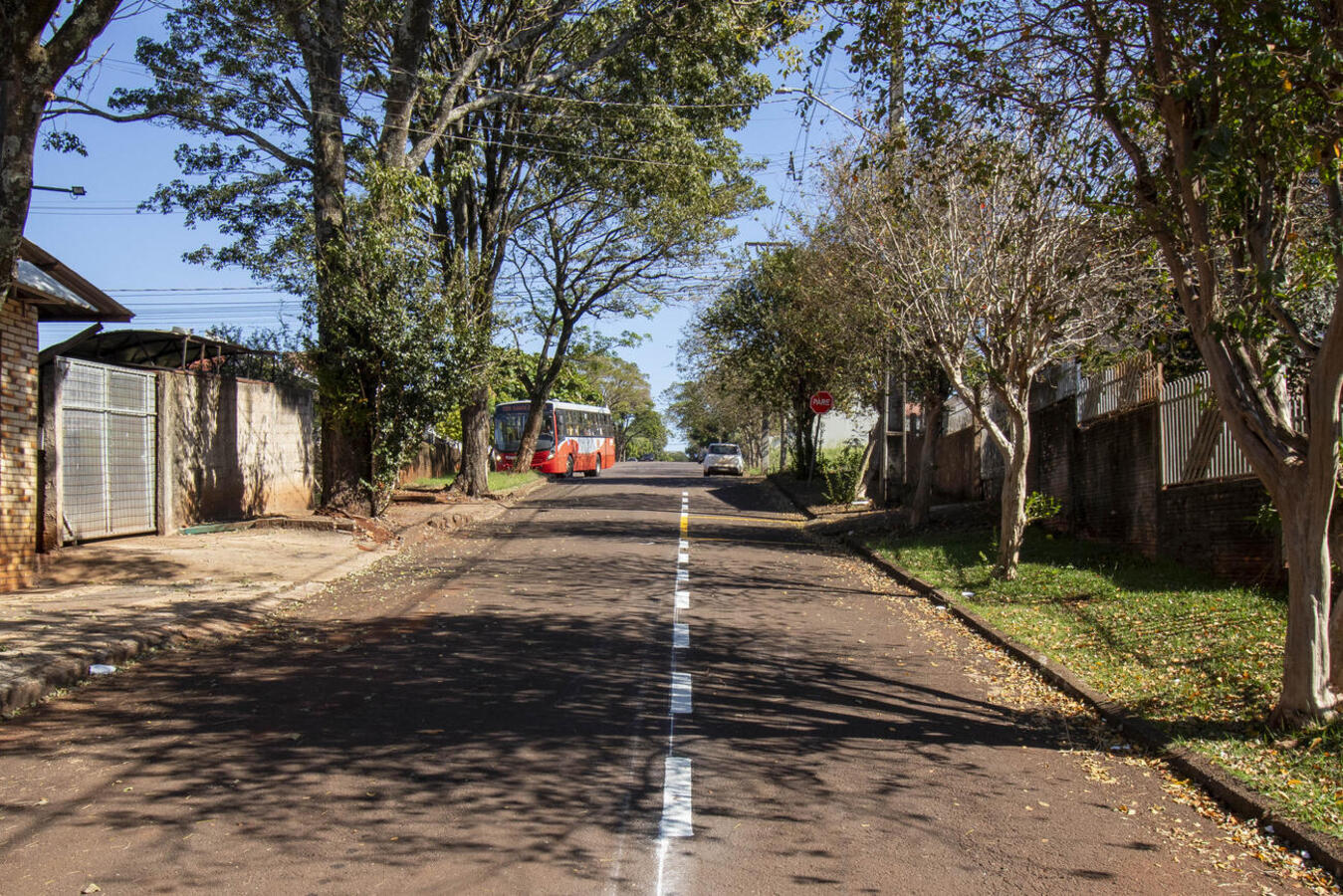 Sinalização nas ruas Olívia Leonardi e Armando Arrosi está passando por mudanças gradativas; alterações passam a valer a partir de segunda-feira (10)