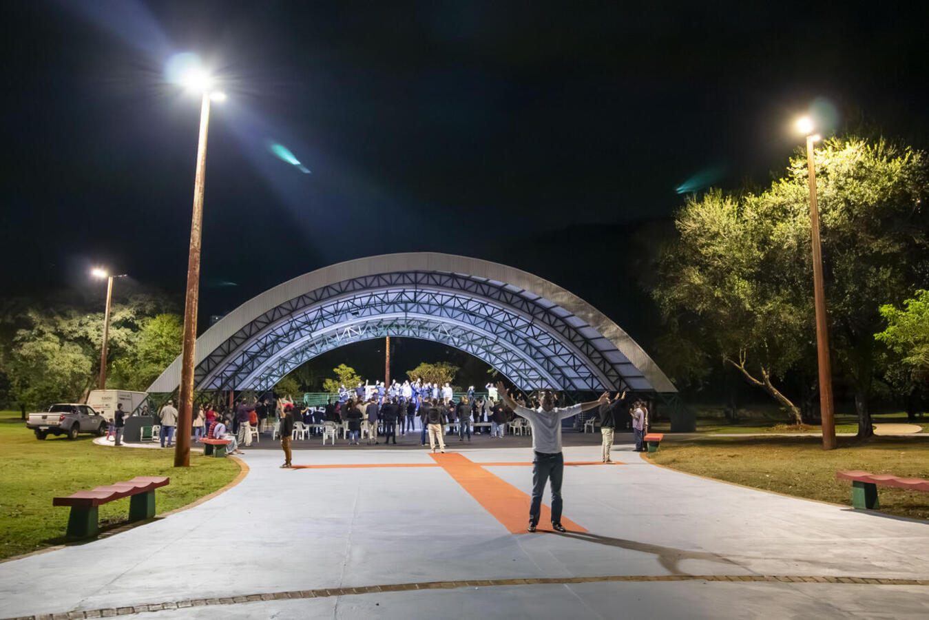 Prestigiada por autoridades e comunidade local, celebração na noite de quarta (3) foi coordenada por membros da AME; R$ 867.063,31 foram investidos no espaço