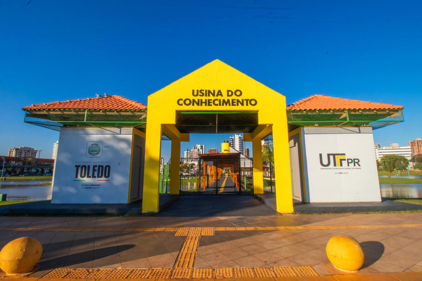 Com assinatura do termo de cooperação técnica, UTFPR assume os cuidados com a manutenção e utilização do espaço situado no cartão postal de Toledo