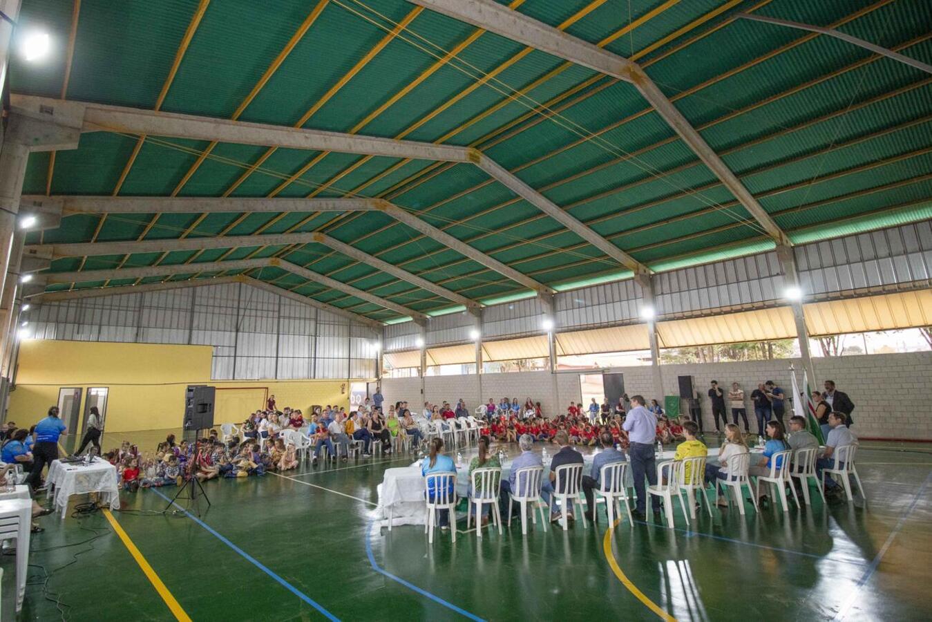 Comunidade do distrito marcou presença na solenidade realizada na tarde de 5 de julho (sexta-feira); obras receberam investimento de R$ 473.248,99