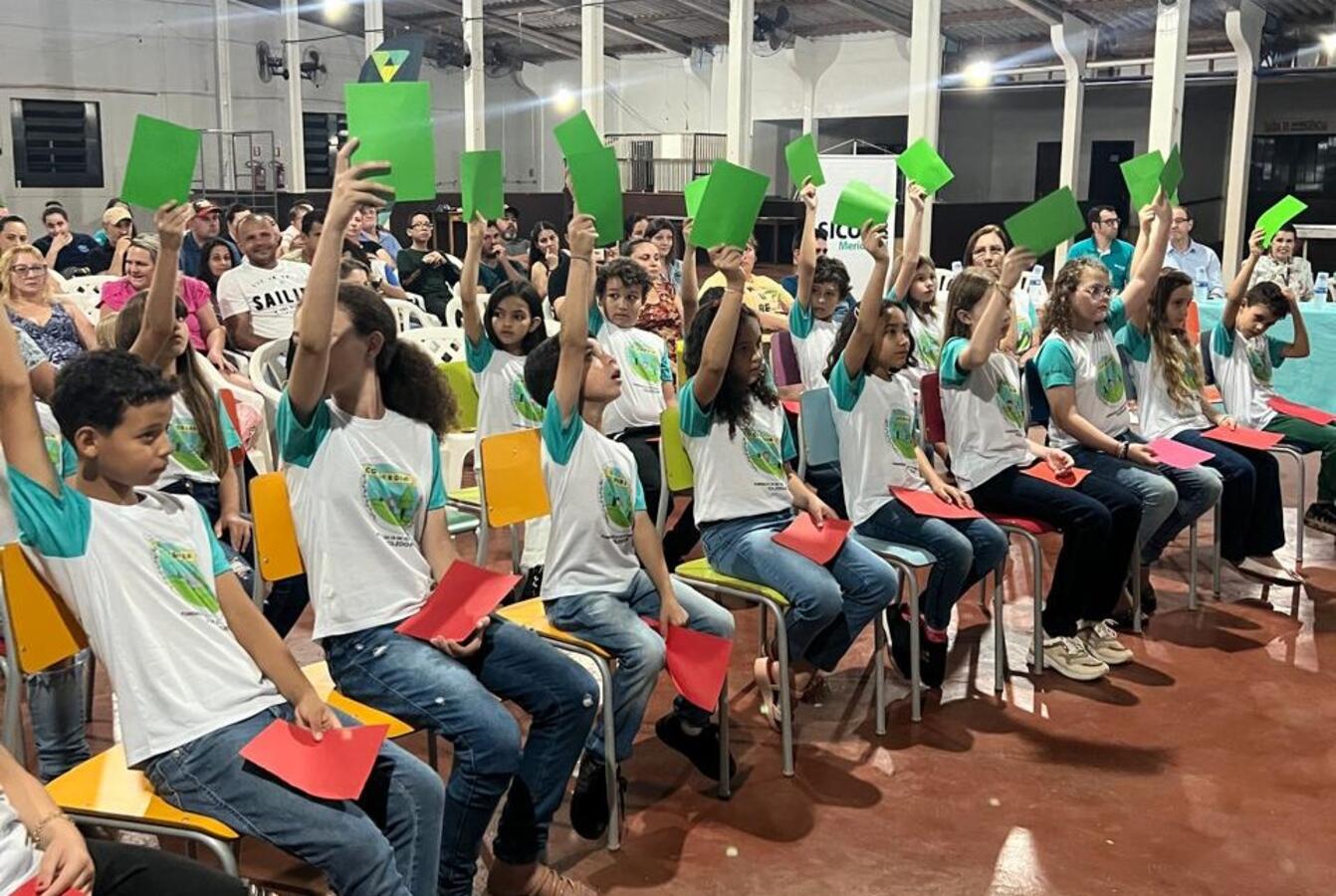 A assembleia de fundação da Cooperdim aconteceu na noite desta quinta-feira (24) e contou com 24 sócios fundadores 