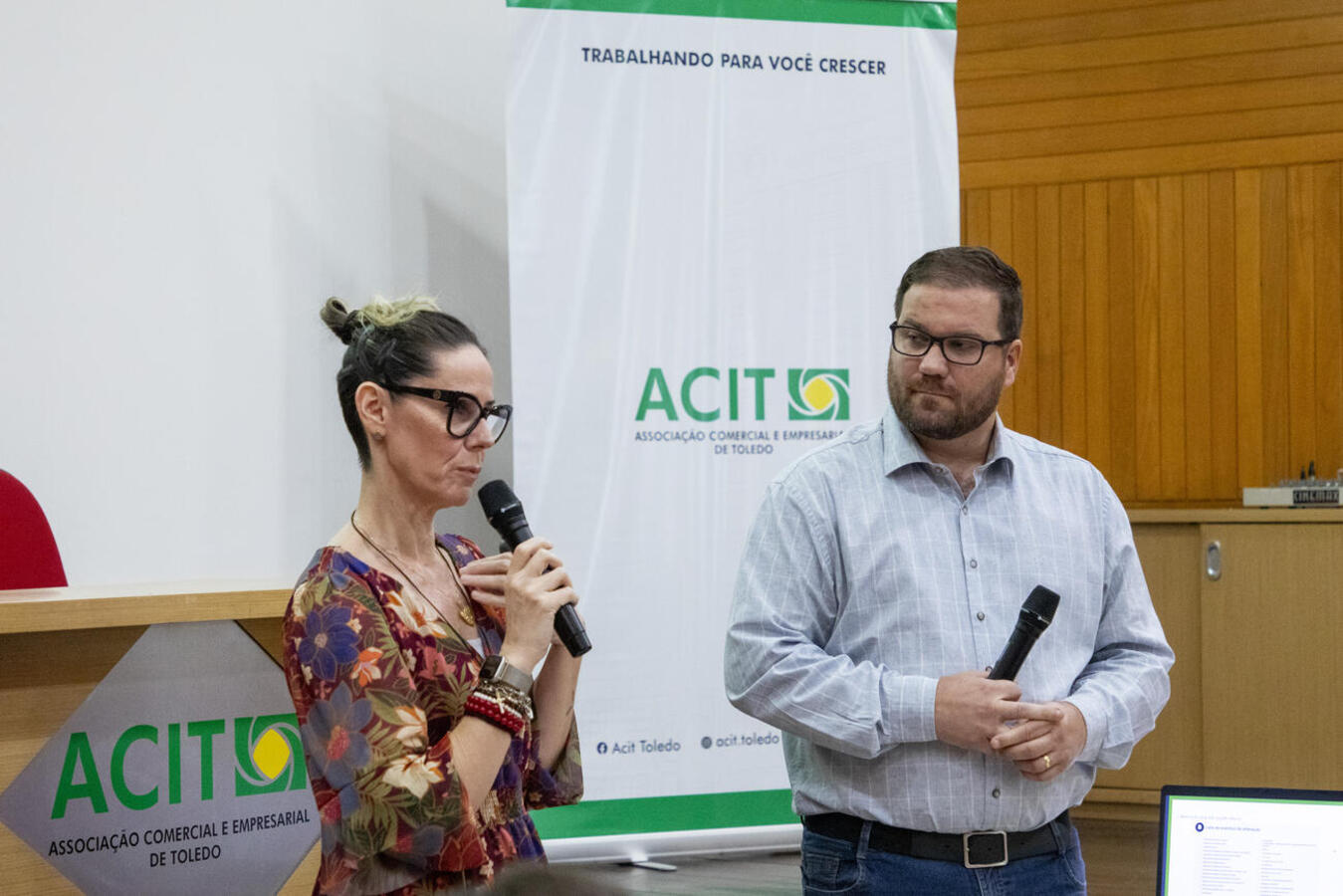 Cerca de 80 contadores de Toledo e região compareceram a ACIT para entender as mudanças do sistema RedeSim