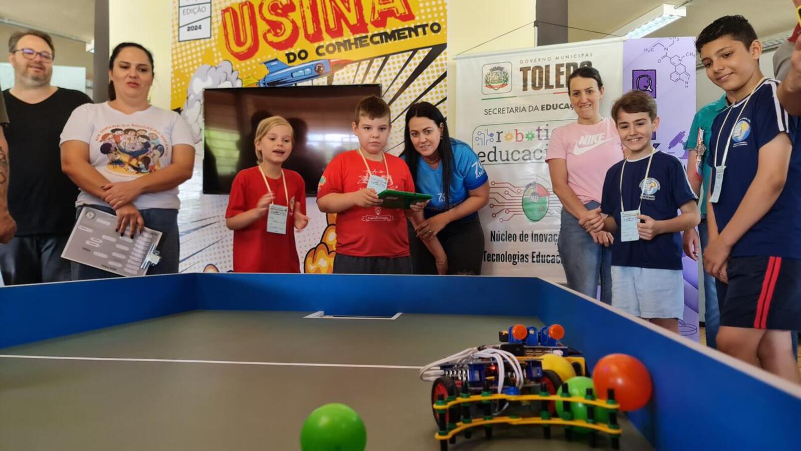A fase final do 2º Campeonato Municipal de Robótica aconteceu nas instalações da Usina do Conhecimento, localizada na península do Parque Ecológico Diva Paim Barth