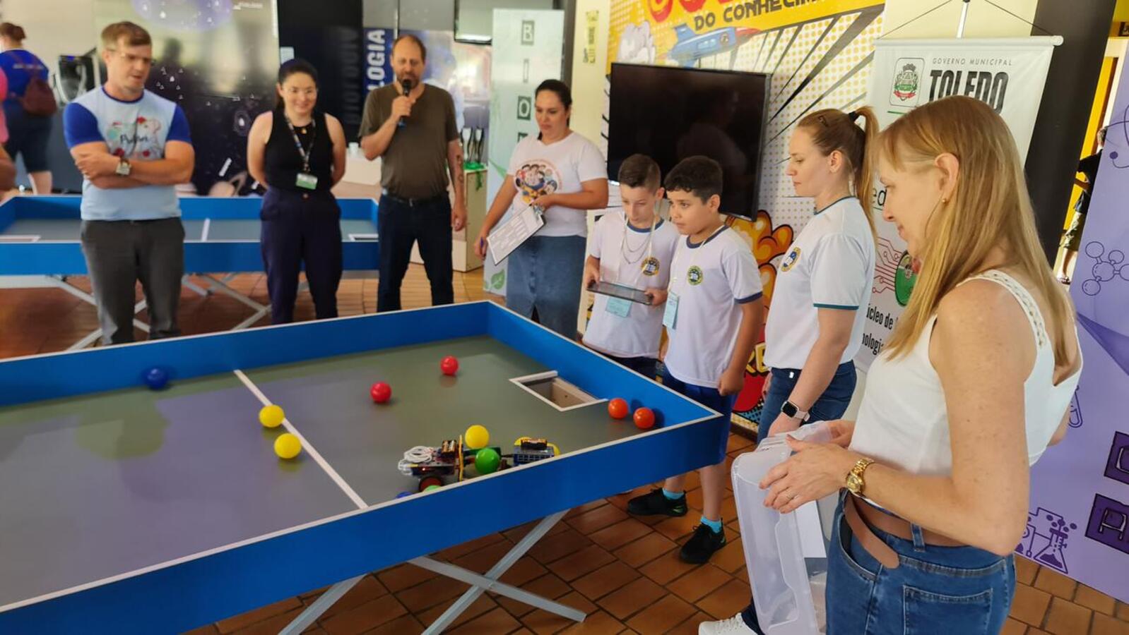 A fase final do 2º Campeonato Municipal de Robótica aconteceu nas instalações da Usina do Conhecimento, localizada na península do Parque Ecológico Diva Paim Barth