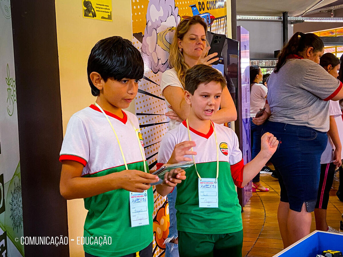 Toledo realiza fase final do 2º Campeonato Municipal de Robótica Educacional