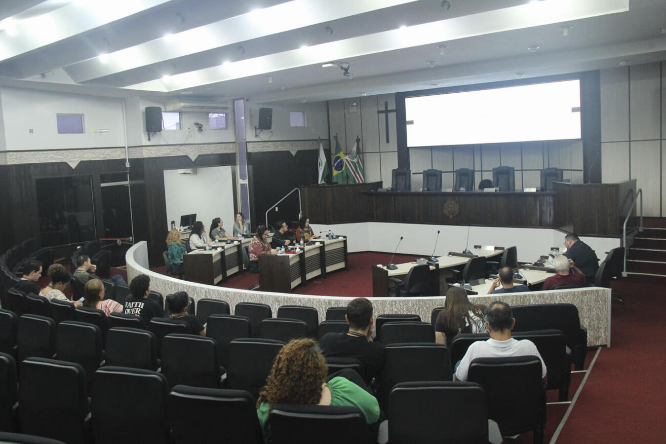 Durante audiência pública, foram apresentados, na tarde desta quinta (7), no Plenário da Casa de Leis, relatórios relacionados à execução orçamentária e física da pasta