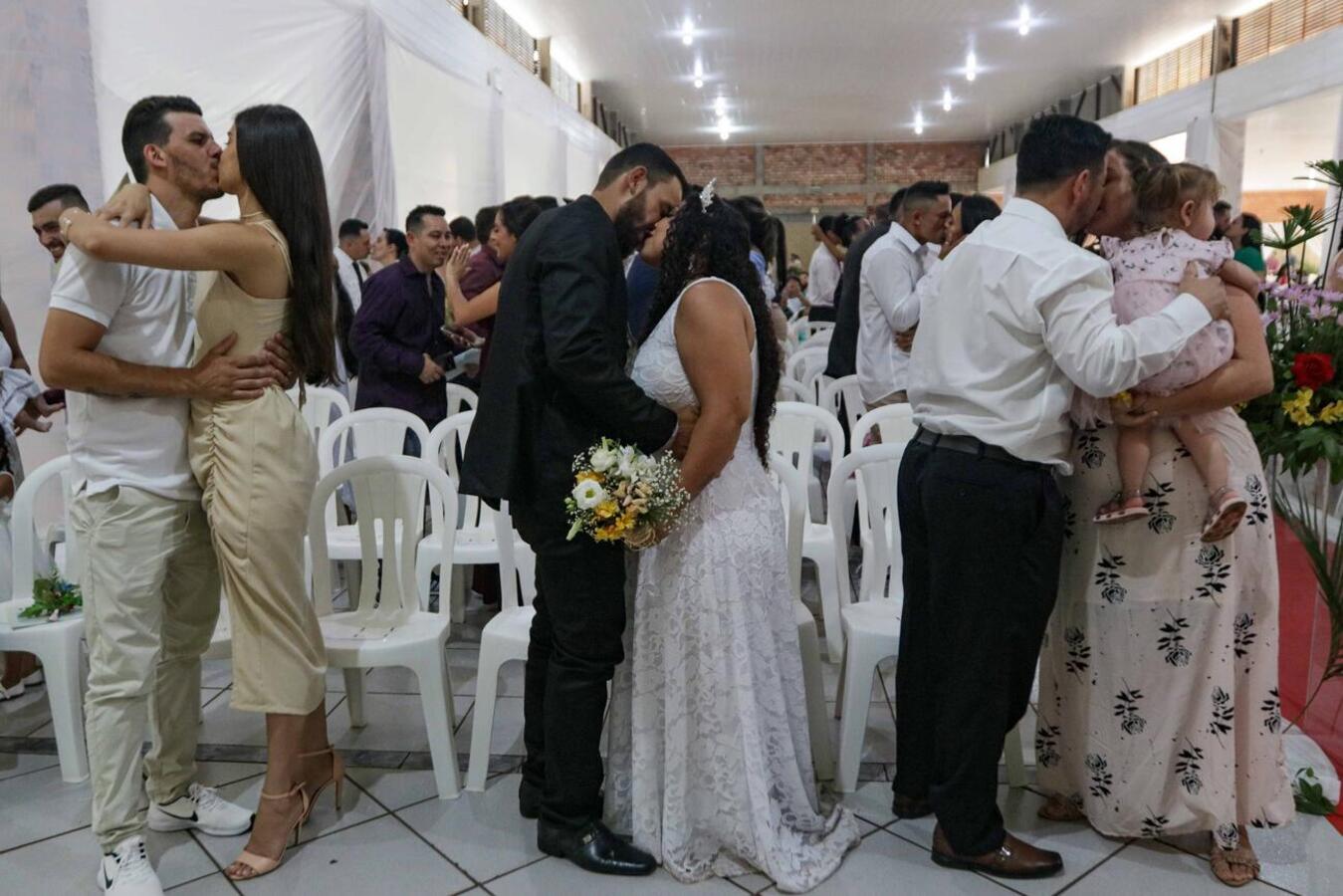 Com início às 8h, cerimônia organizada pela SMDH terá lugar no Centro Multiuso Rosineia Zandonato Maciel de Oliveira e oficializará a união de 52 casais