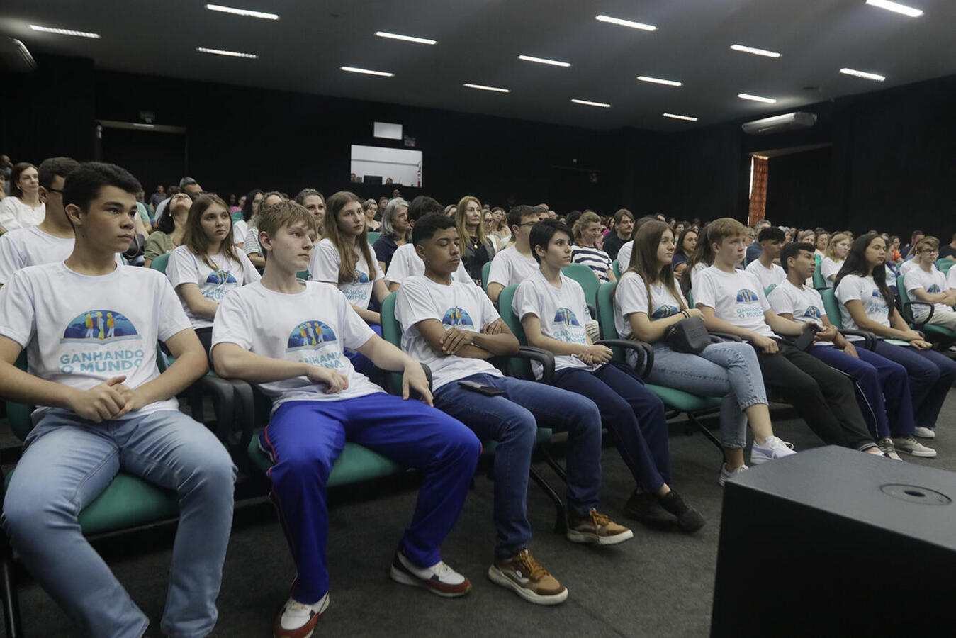 Com a presença do secretário estadual da Educação, recursos na ordem de R$90 milhões são anunciados para colégios do Núcleo Regional de Toledo