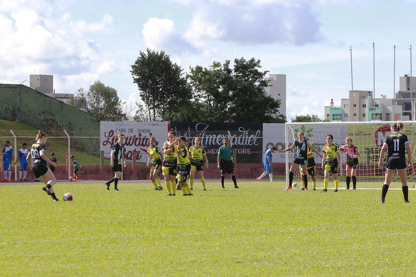 Estádio que tem o nome da data do aniversário de Toledo, recebeu, no último sábado, as decisões da principal competição de futebol sete do município