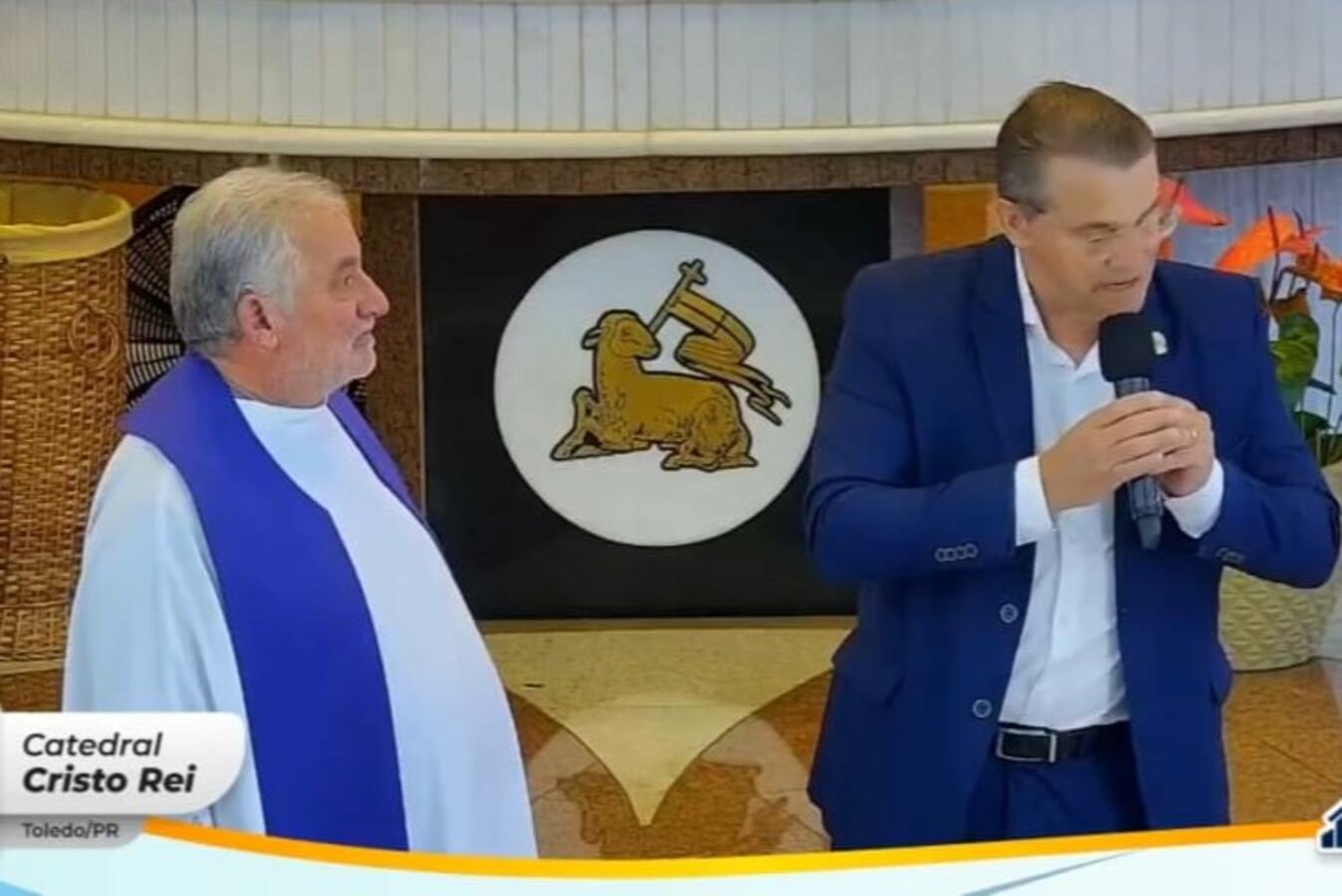 Dupla foi atração principal de evento realizado no Centro Multiuso do Panorama/São Francisco; festividades do aniversário do município seguem hoje (15)