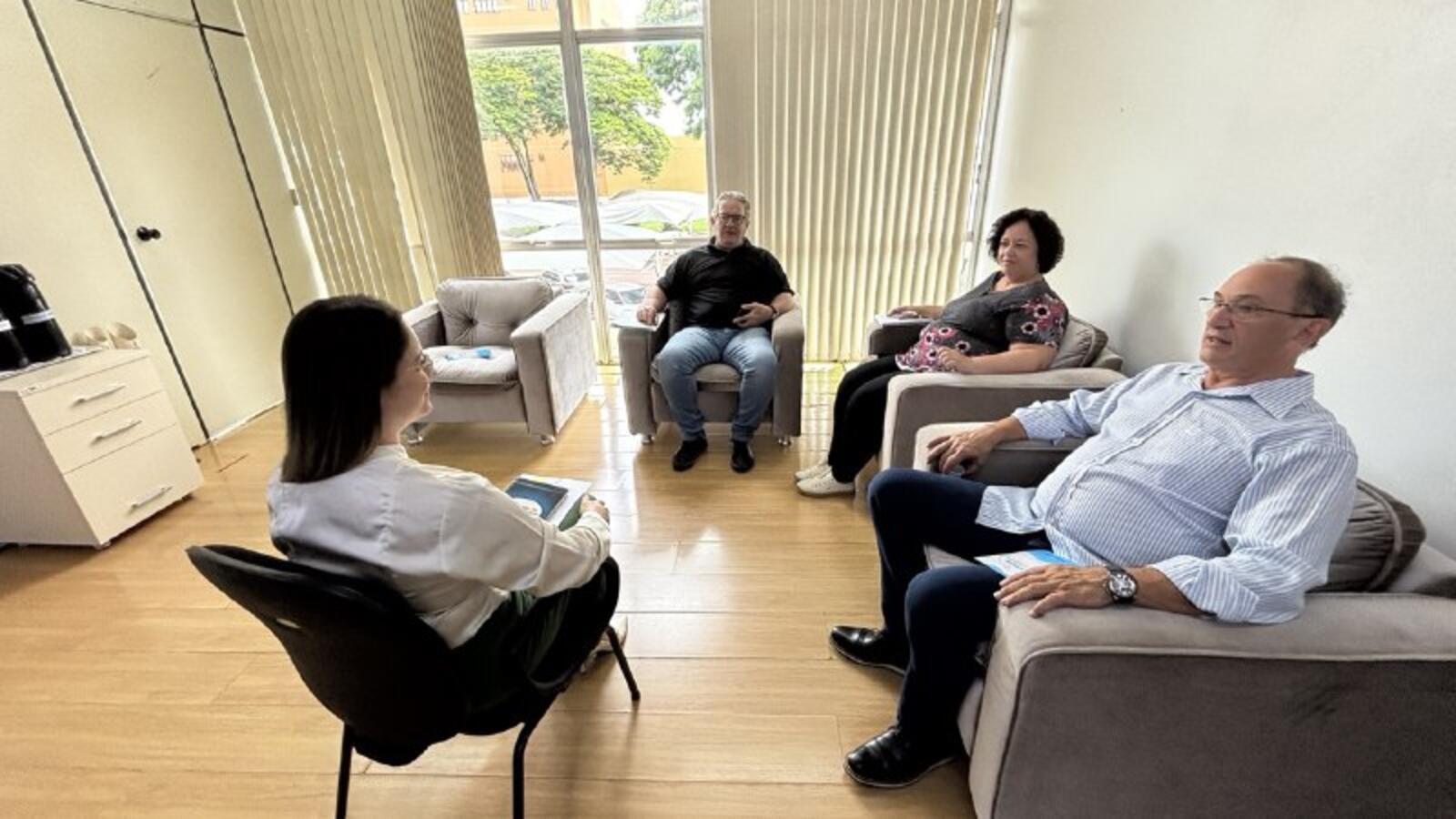 Objetivo do encontro foi orientar sobre o Cadastur, com obrigações e benefícios e outras questões relacionadas a este cadastro