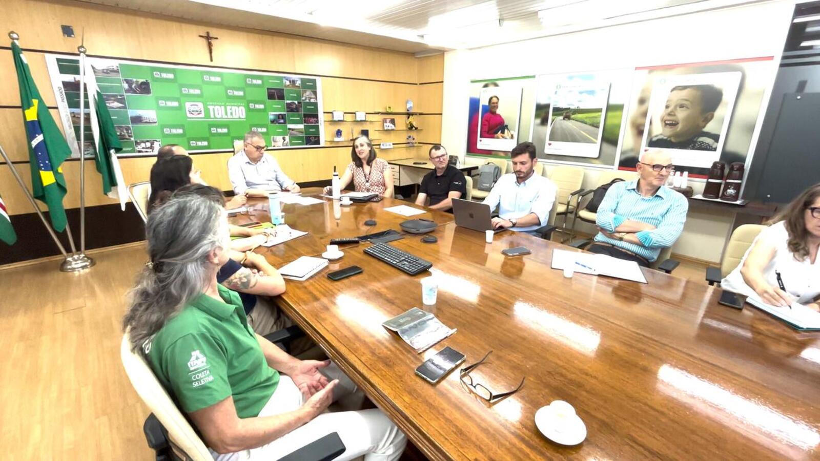 Representantes da Itaipu e do Conselho dos Lindeiros estiveram em Toledo mostrando as ações previstas para este ano