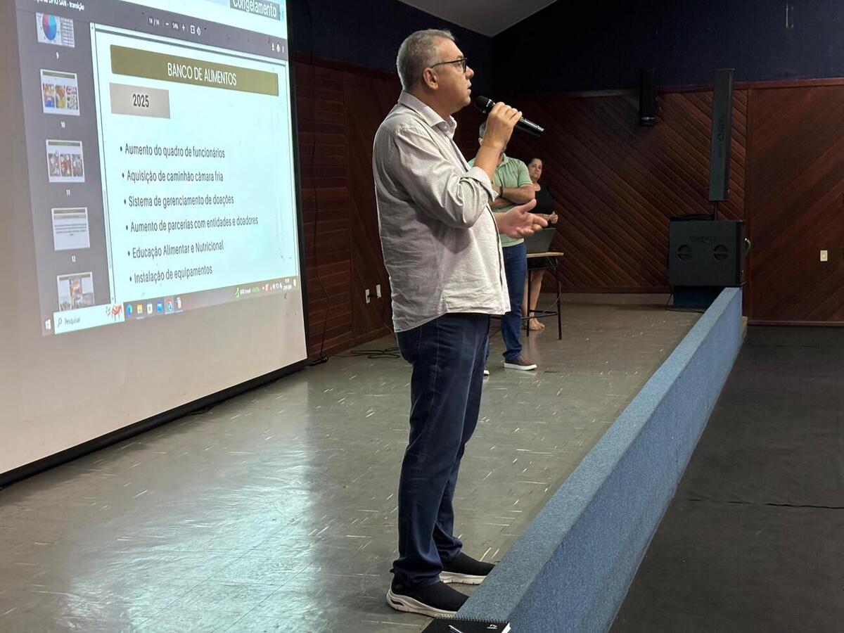 Profissionais que integram equipes puderam atualizar conhecimentos em evento realizado nesta segunda (27), durante o dia todo, no auditório do Ismael Sperafico