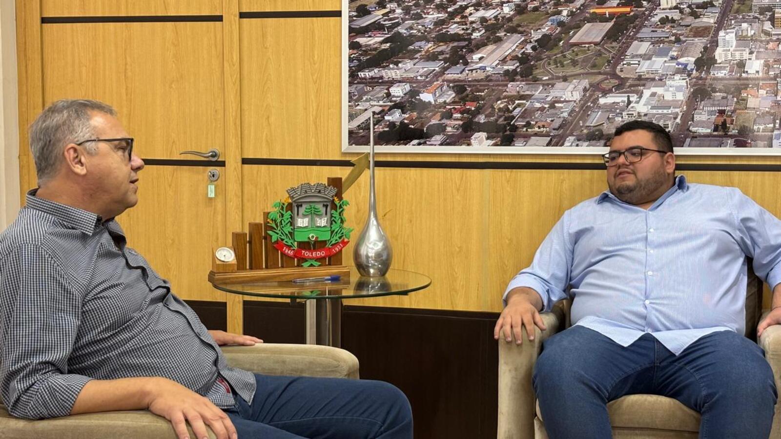 Gabriel Baierle e Mario Costenaro conversaram sobre a relação entre o Legislativo e o Executivo
