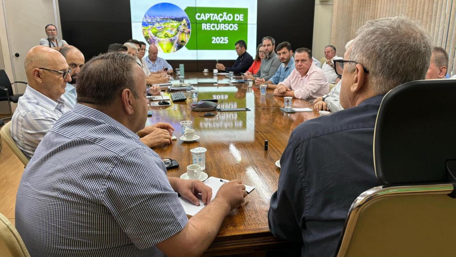 Líder do Governo na Assembleia Legislativa recebeu as demandas mais importantes de todas as áreas do município
