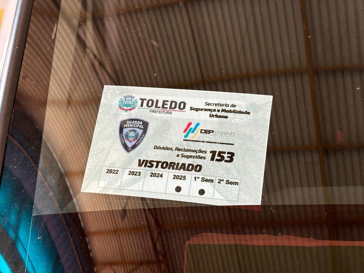 Vans e ônibus escolares têm itens de segurança verificados para estarem aptos à prestação do serviço