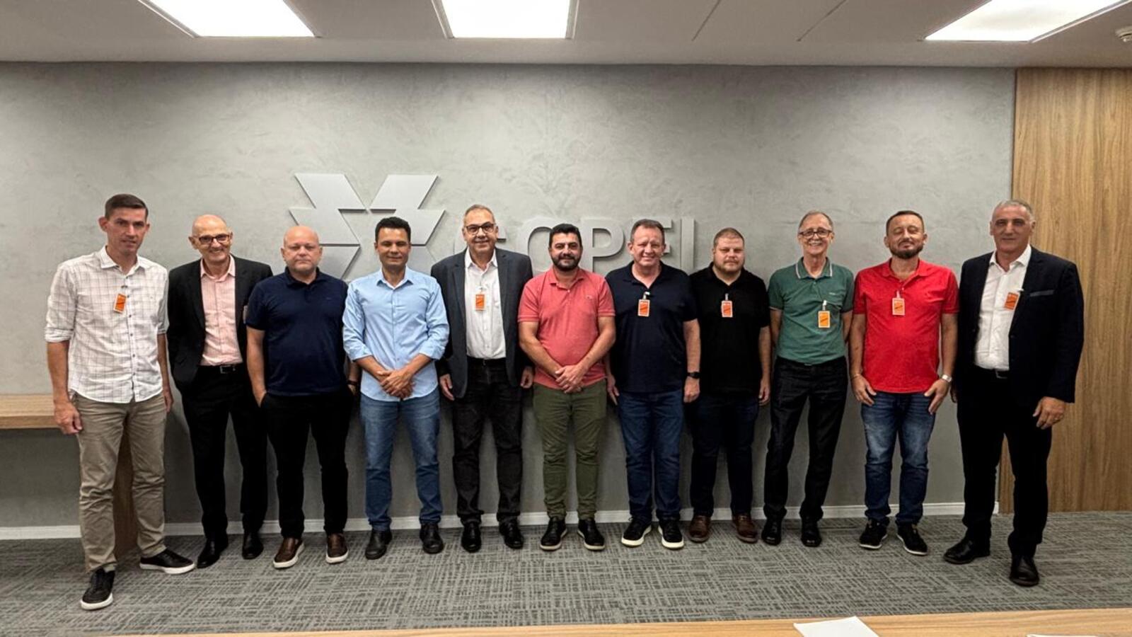Encontro com o presidente da Copel, Daniel Pimentel Slaviero, serviu para mostrar as necessidades de Toledo sobre o setor