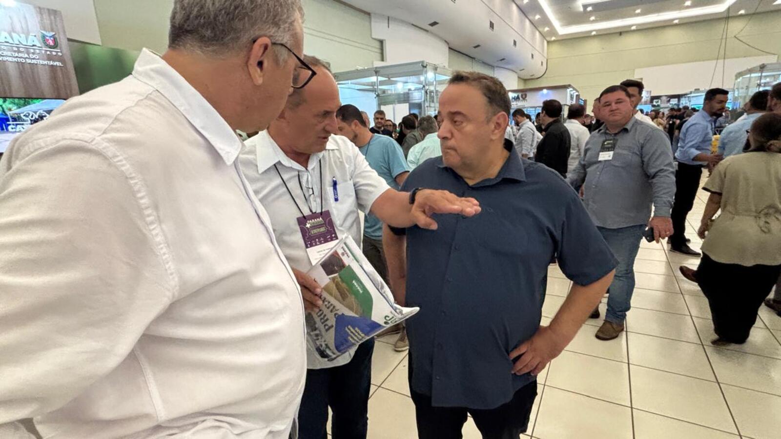 Prefeito Mario Costenaro chefiou comitiva da Prefeitura de Toledo que esteve no Paraná Mais Cidades, evento realizado pelo Governo do Estado em Foz do Iguaçu