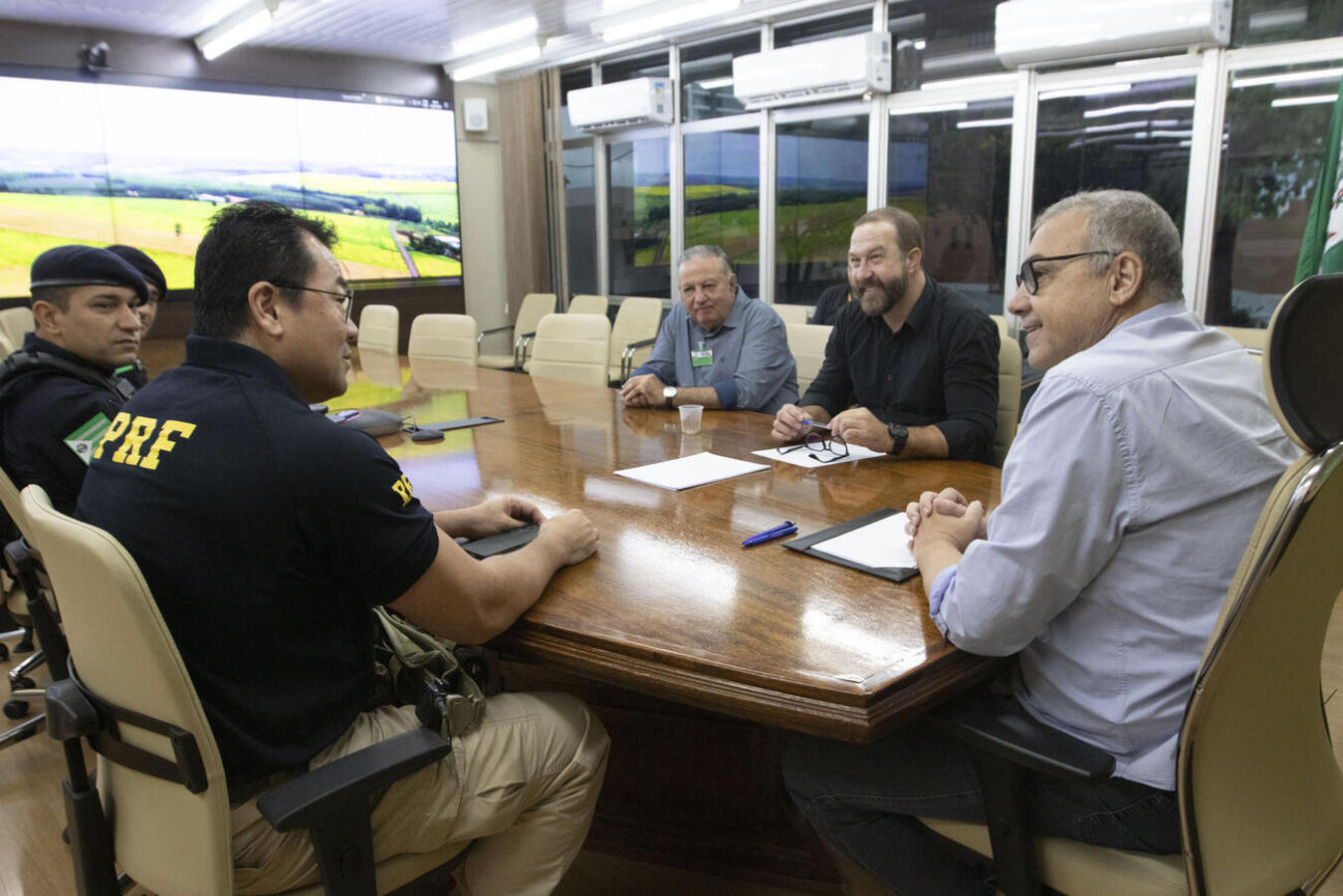 A próxima troca de comando deve ocorrer no mês de abril de 2025, com a permanência do PRF Roberto Gomes na chefia da delegacia