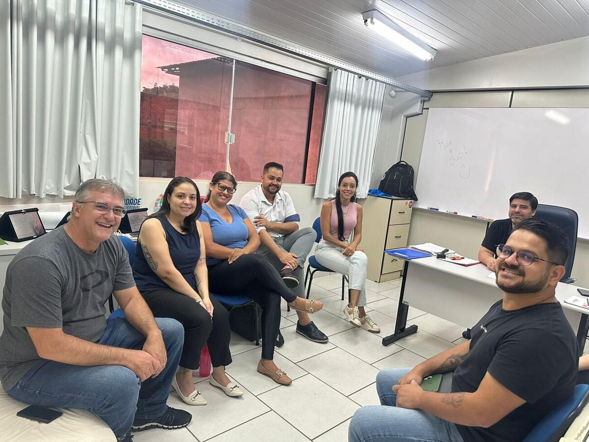 Em reunião realizada nesta quinta-feira (6) representantes da Secretaria Municipal da Saúde de Toledo discutiram sobre a saúde mental