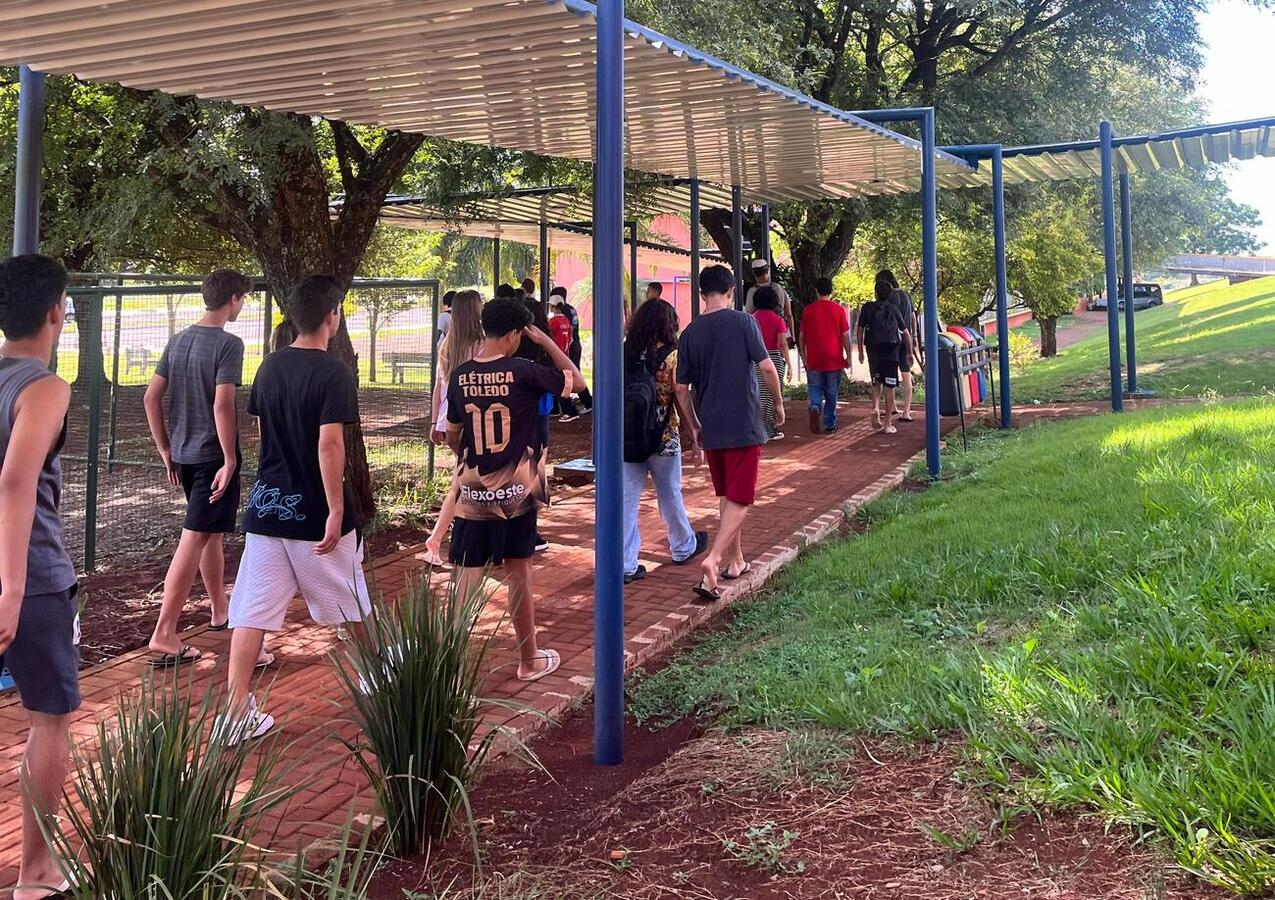 A visita técnica faz parte do projeto Centro da Juventude: Rumo ao Conhecimento das Profissões