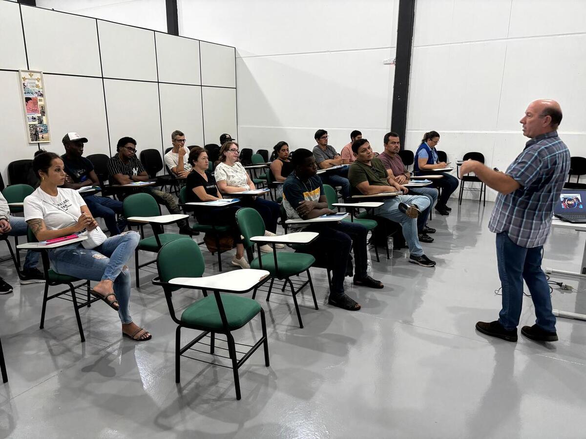 Profissionais receberam capacitação para estarem aptos a realizarem ligações de esgoto dentro do que estabelece a legislação