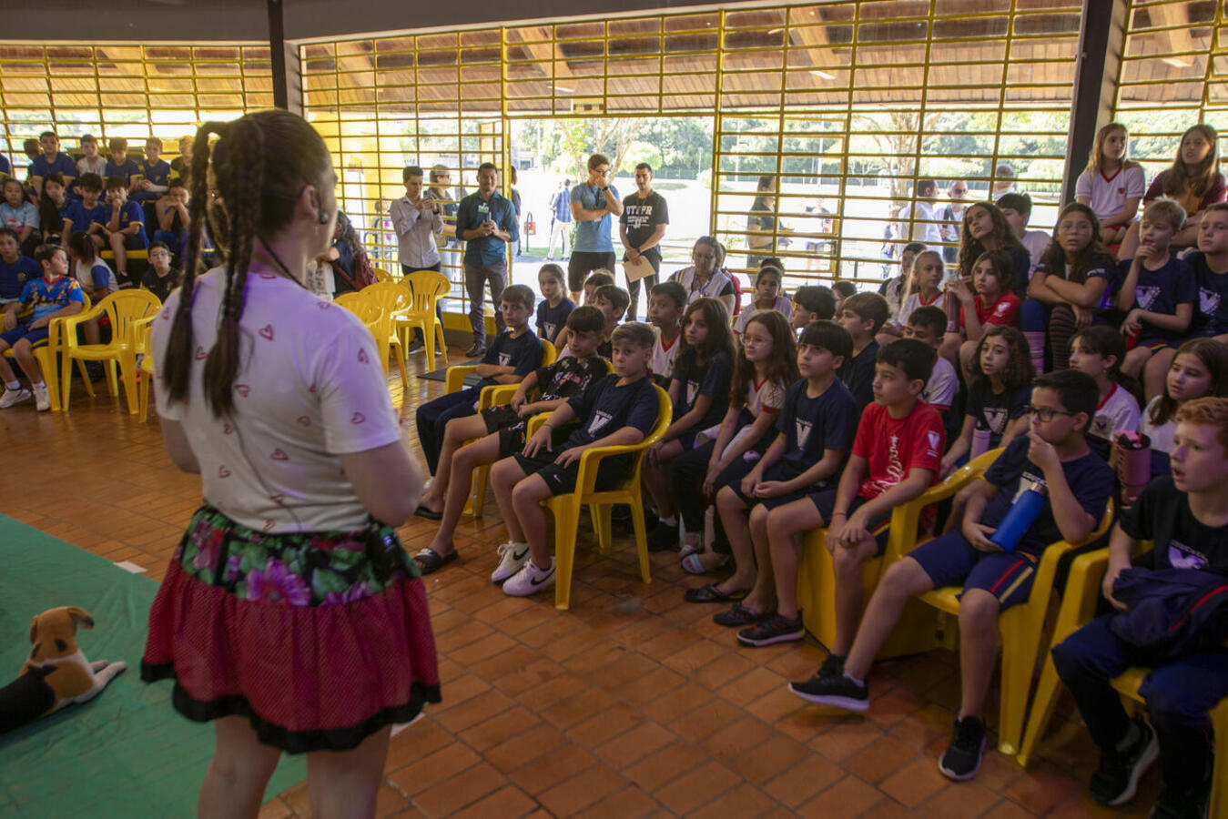 Ações educativas na Usina do Conhecimento e uma caminhada até a Sanga Pyahu destacaram a importância de preservar esse bem precioso aos seres vivos