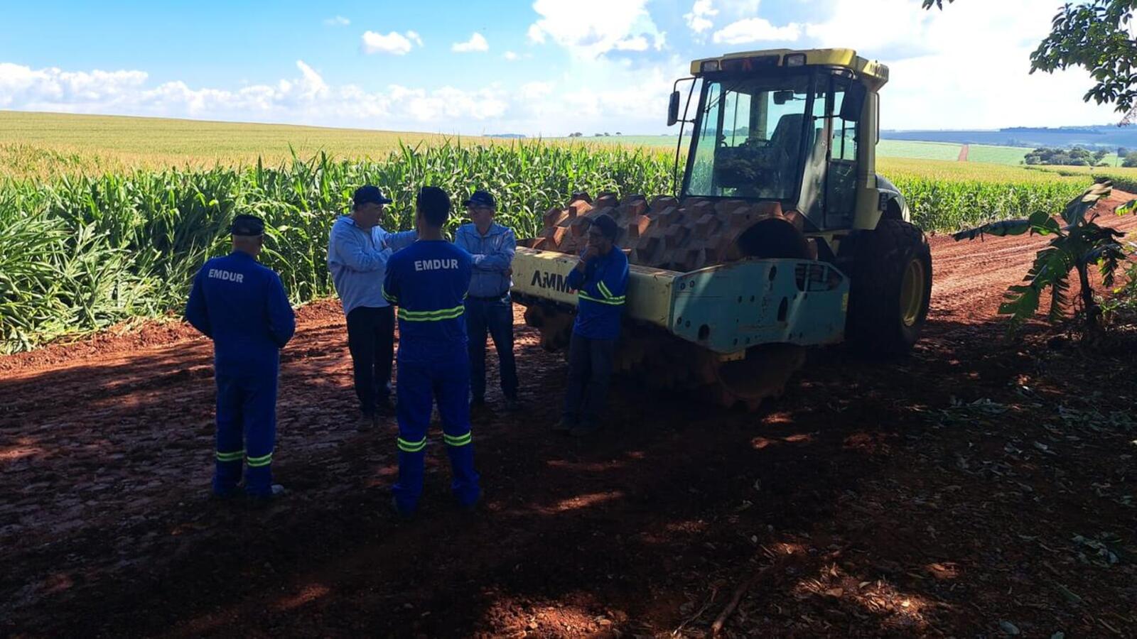 Equipe da Emdur deu início às obras no dia 17 e trabalha para que a obra seja concluída o quanto antes 