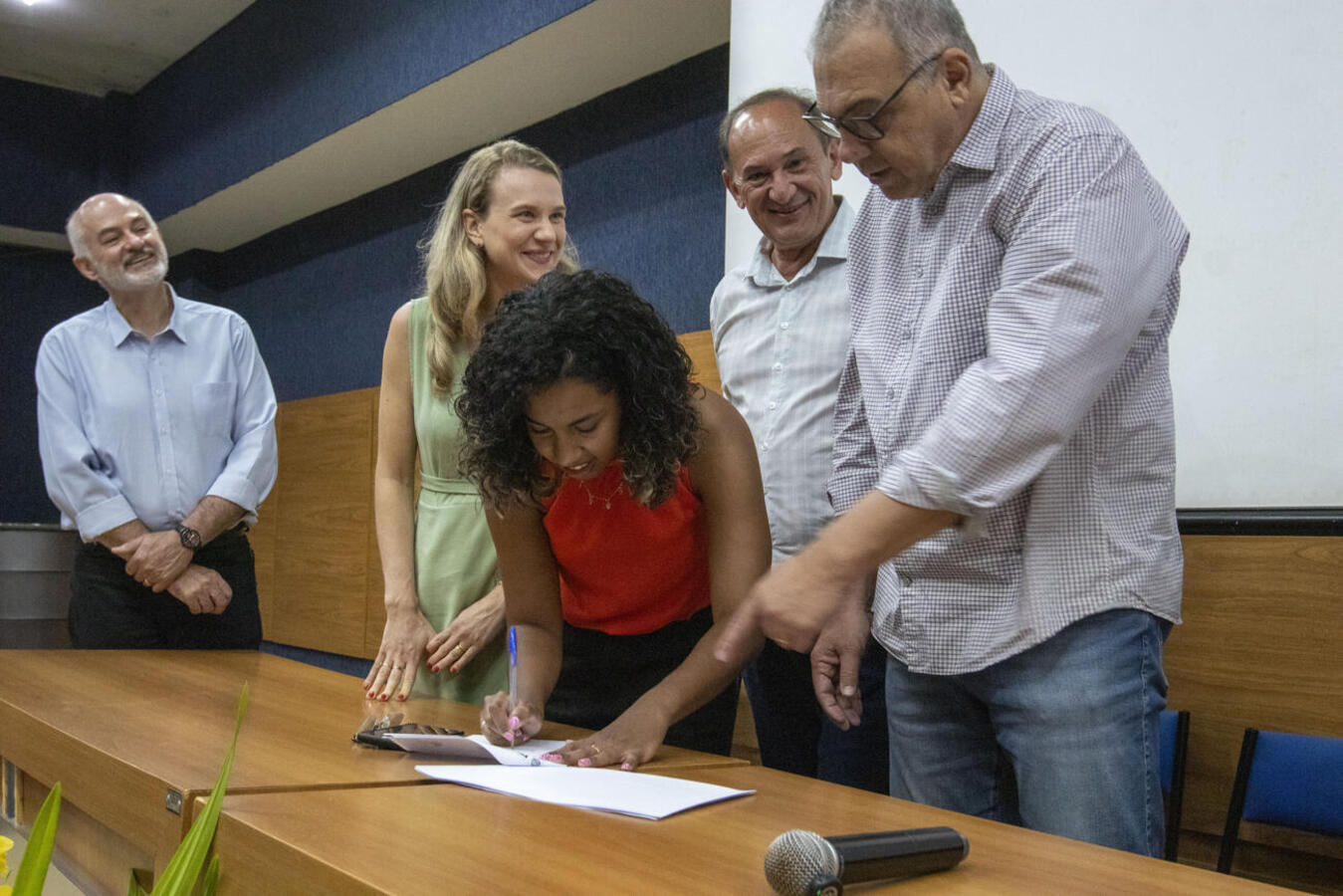 Eles atuarão nas unidades de saúde do município gerando proximidade com a comunidade pelo programa que é inédito na região