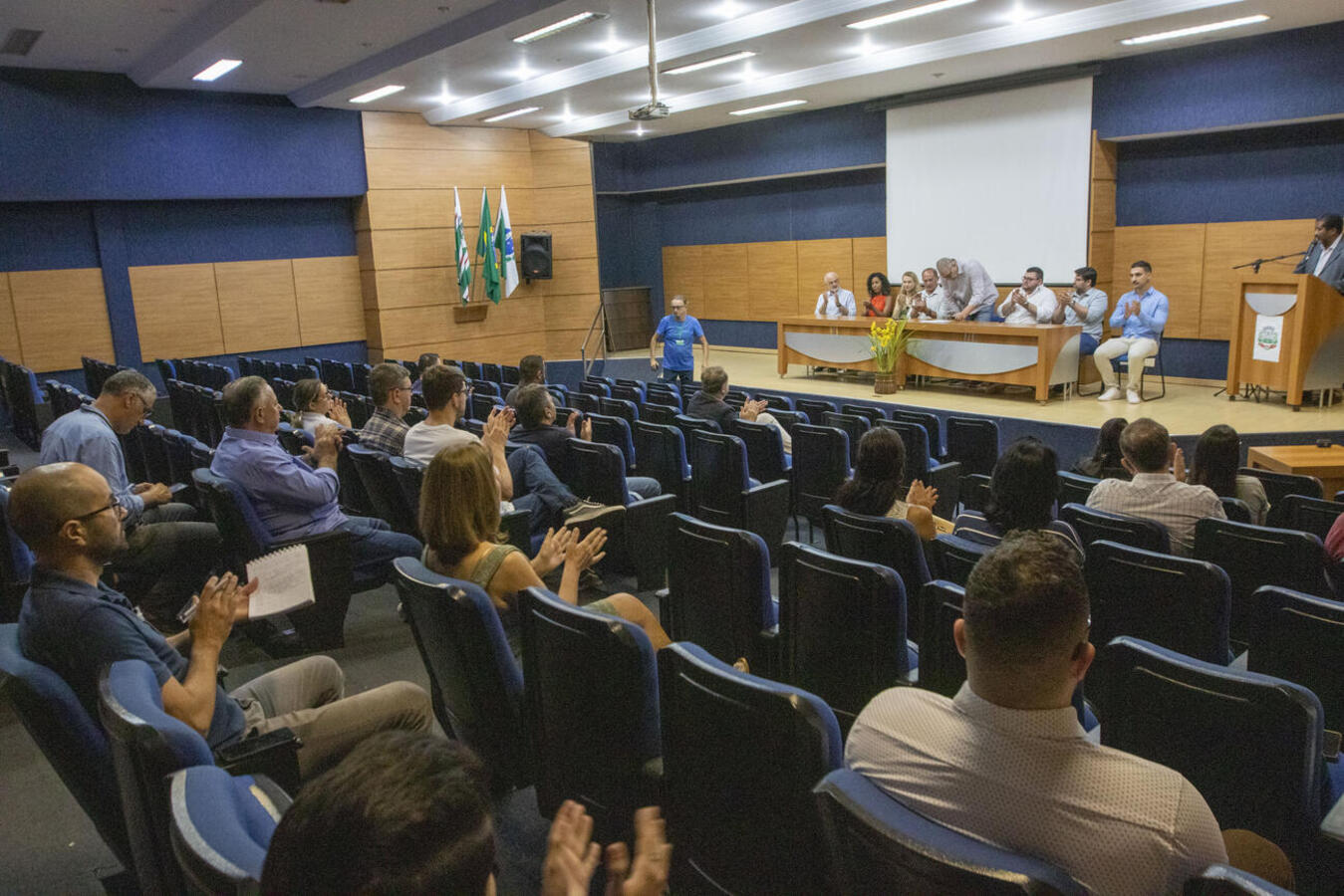 Eles atuarão nas unidades de saúde do município gerando proximidade com a comunidade pelo programa que é inédito na região