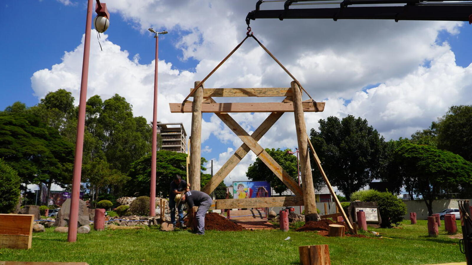 Entre as benfeitorias, está a implantação de um portal tradicional da cultura japonesa, chamado “torii”