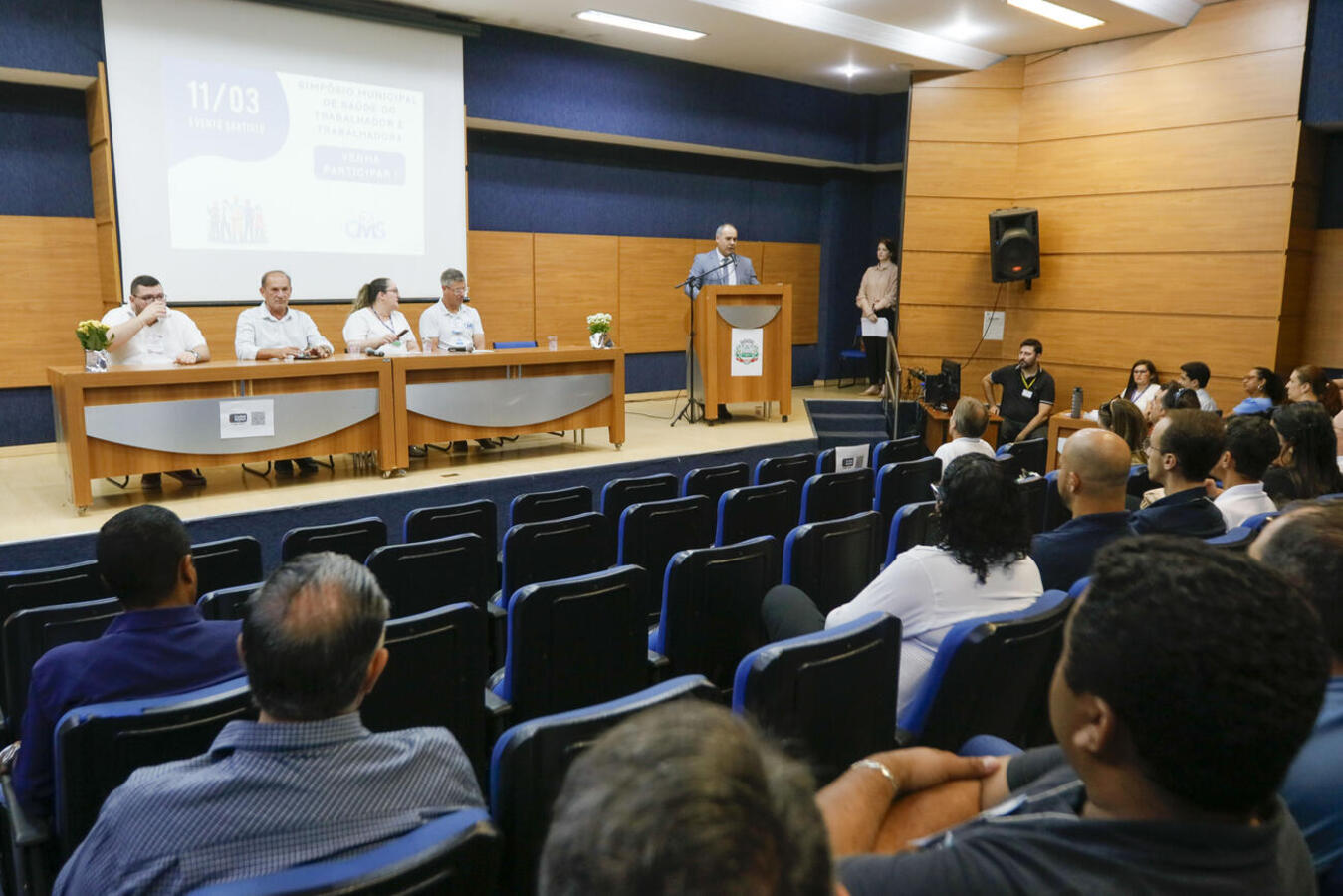 O Conselho Municipal realizou o “Simpósio Municipal de Saúde do Trabalhador e Trabalhadora” a fim de levar propostas para defender na conferência regional