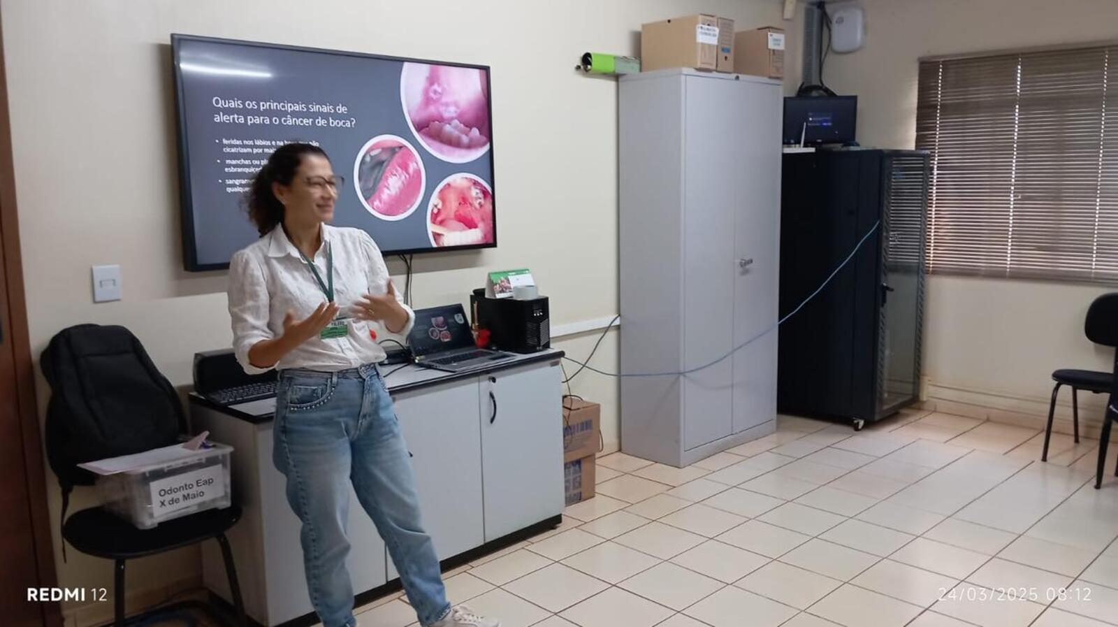 O Março Cinza evidencia o Dia Mundial da Saúde Bucal e promove ações educativas para destacar a importância da higiene preventiva