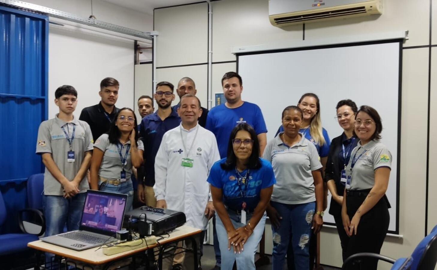 O Março Cinza evidencia o Dia Mundial da Saúde Bucal e promove ações educativas para destacar a importância da higiene preventiva